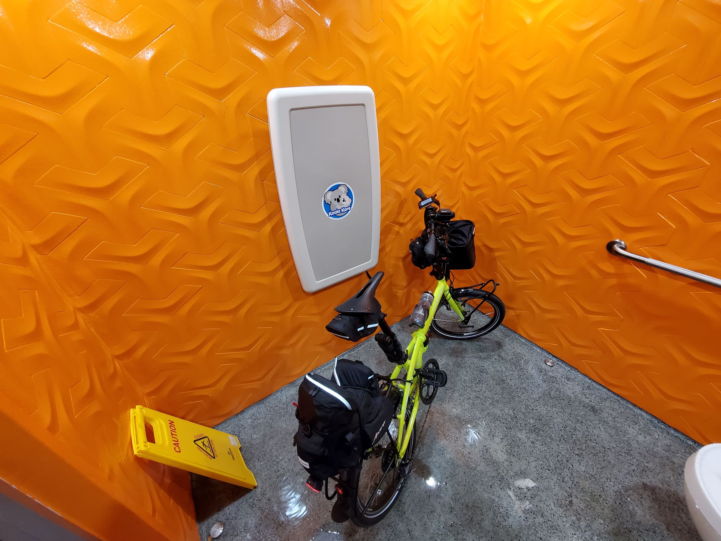 1686321408-Self-cleaning-bathroom.jpg 1686321408-Self-cleaning-bathroom.jpg