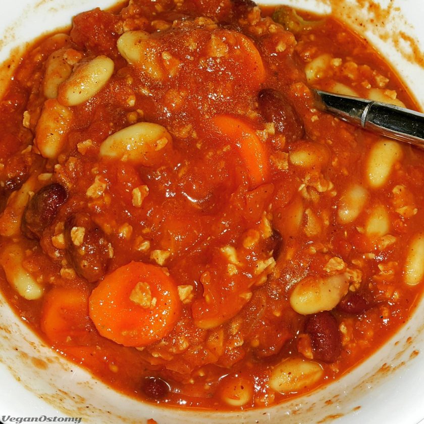 Homemade chili with white kidney beans