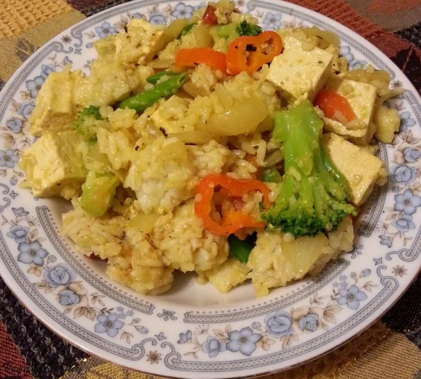 Rice with tofu and mixed veg