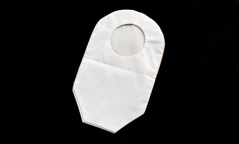 CS ostomy pouch cover drainable back